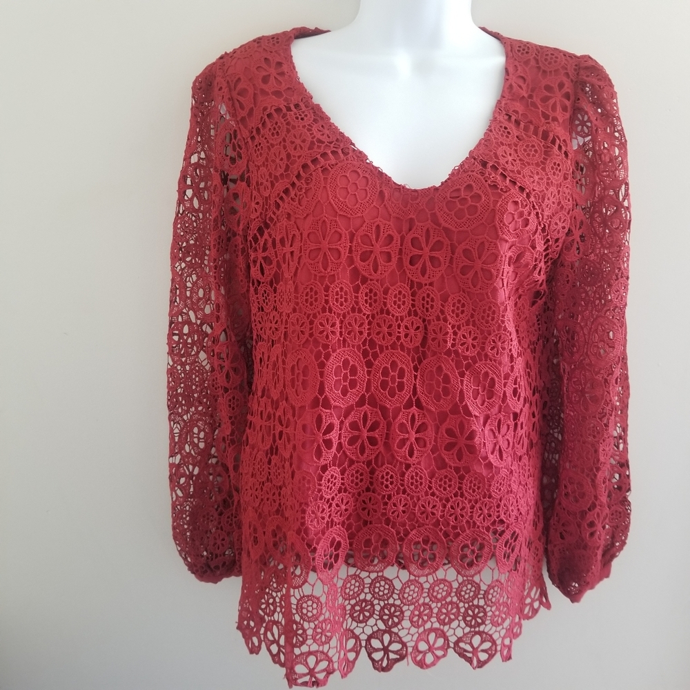 Long Sleeve Lace Crochet Top